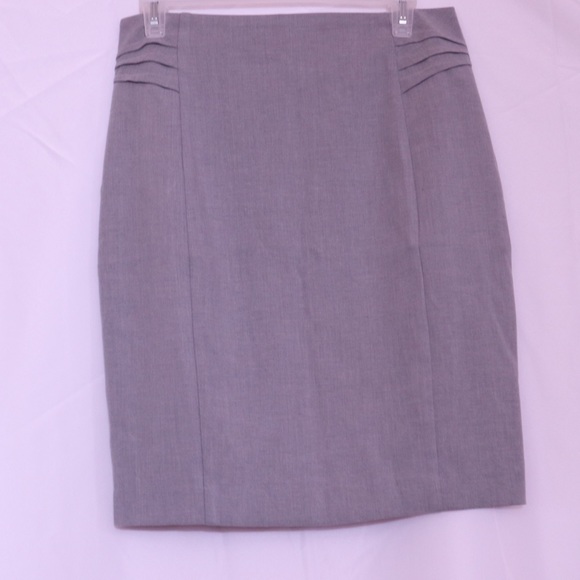Express Dresses & Skirts - Grey short skirt